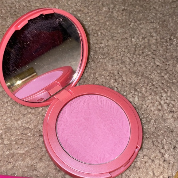 Tarte palette and blush in doll face - Picture 4 of 5